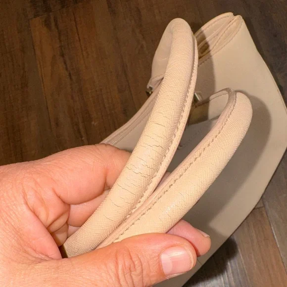 Tory Burch Beige Leather Tote - Picture 11 of 15